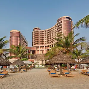 Hotel Holiday Beach Hotel Danang